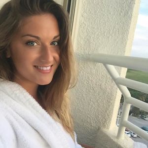 Meet your Posher, Jillian